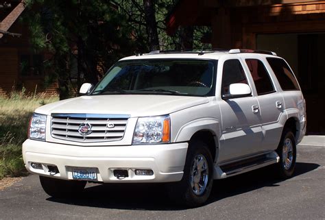 Cadillac Escalade 2005 Accessories