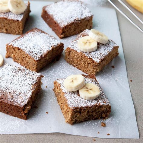 Banana Bread Snack Cakes Recipe: How to Make It