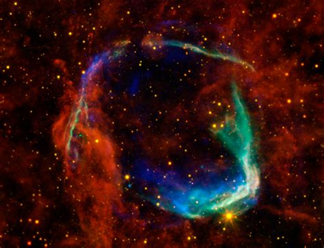 Space in Images - 2014 - 12 - Multicoloured view of supernova remnant