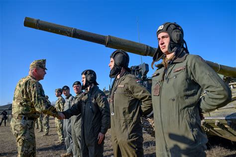 Hungarian Troops Arrive Continuously in Eastern Hungary - PHOTOS ...