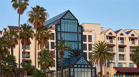 Loews Santa Monica Beach Hotel - Los Angeles Hotels - Santa Monica ...