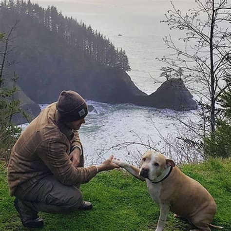 Pet-Friendly Brookings Oregon Hotel | Beachfront Inn