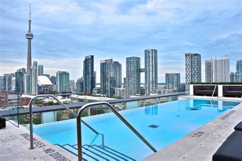 The top 15 hotel swimming pools in Toronto