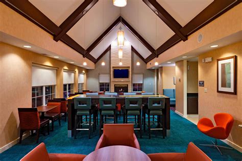 See Pics of Our Pet-Friendly Hotel in Merrillville, IN | Residence Inn