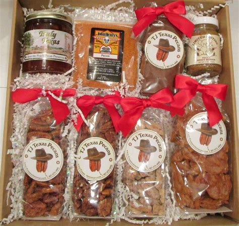 Taste of Texas Pecan Deluxe Variety Gift Basket Box | Food gift box ...