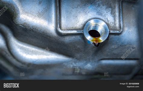 Engine Oil Drain Car Image & Photo (Free Trial) | Bigstock