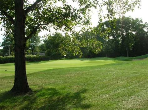 Hinsdale Golf Club in Clarendon Hills, Illinois, USA | Golf Advisor