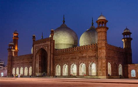 Badshahi Mosque Lahore (Badshahi Masjid Lahore) ~ Beautiful Places In ...