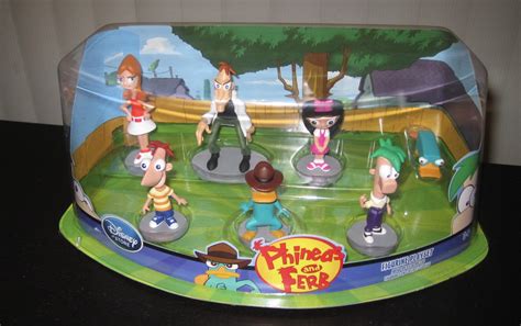 Toy Remix: Disney Store: Phineas and Ferb Figurine Playset