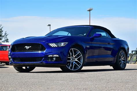 2015 Ford Mustang | American Muscle CarZ