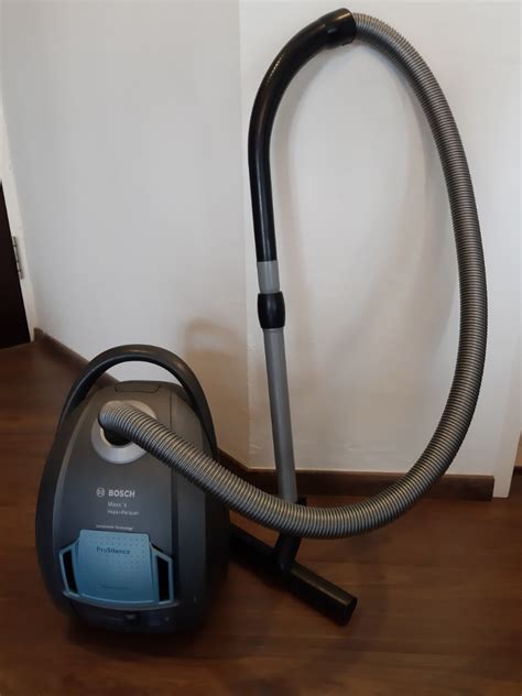 Bosch vacuum cleaner, TV & Home Appliances, Vacuum Cleaner ...