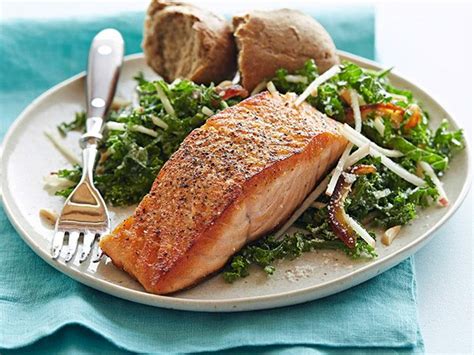 Pan-Seared Salmon with Kale and Apple Salad #myplate #letsmove #protein ...