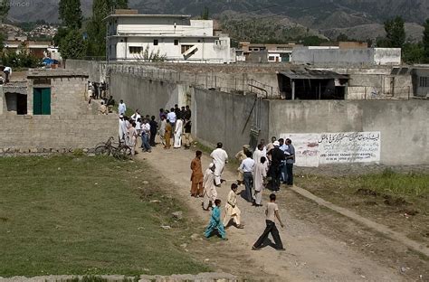 Osama bin Laden Compound | Defence Forum & Military Photos - DefenceTalk