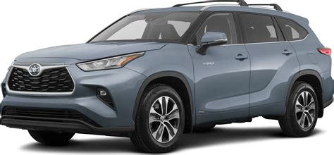 New 2022 Toyota Highlander Hybrid Reviews, Pricing & Specs | Kelley ...