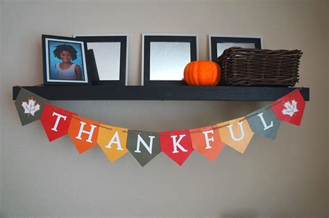 We Love This Festive THANKFUL Free Printable Thanksgiving Banner!