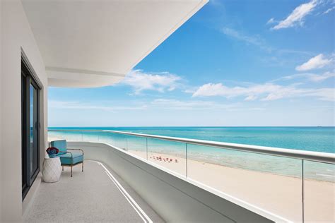 Infiniti Drain Faena Hotel Miami Beach Balcony View | Infinity Drain