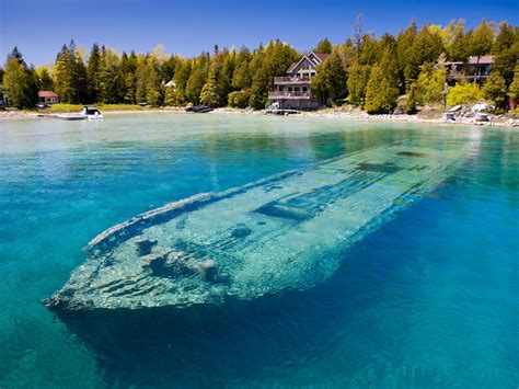 11 Hauntingly Beautiful Underwater Sites | 廃墟 画像, 旅行参考イメージまとめ, カナダ旅行