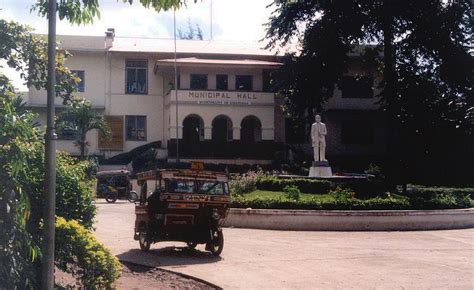 File:Kidapawan City Hall.jpg - Philippines