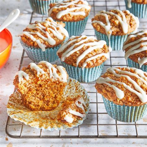 Best Carrot Cake Muffins Recipe - How to Make Carrot Cake Muffins