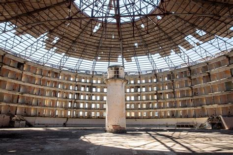 Inside an Abandoned Panopticon Prison in Cuba - Atlas Obscura