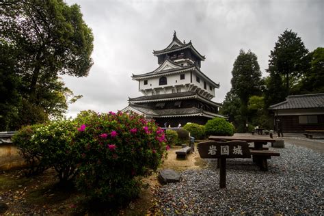 Iwakuni Castle - Desktop Wallpapers, Phone Wallpaper, PFP, Gifs, and More!