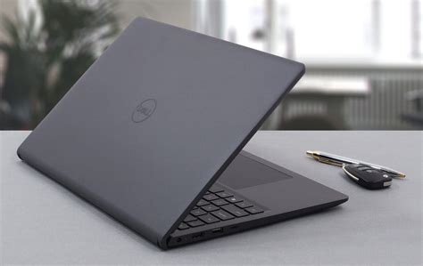 Dell Vostro 15 3510 review - they really botched this one | LaptopMedia UK