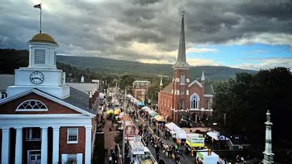 Bedford's Fall Foliage Festival - Rating: 4.6* Reviews - Bedford