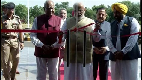 PM Modi inaugurates Homi Bhabha Cancer Hospital in Punjab’s Mohali ...