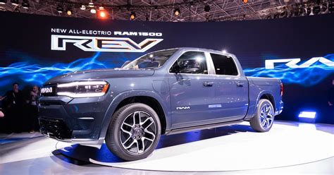 Ram's Electric Truck Will Get a Whopping 500 Miles On a Single Charge