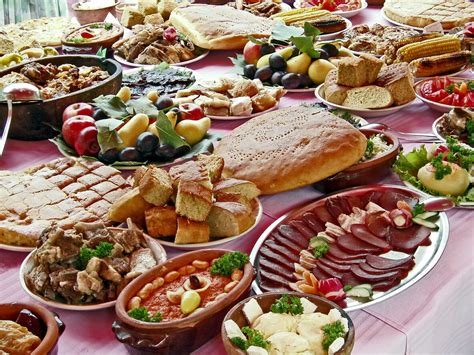 Introduction to Serbian Cuisine: Easy 101 Guide | Rakija Grill