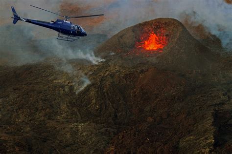 VOLCANO HELICOPTER TOUR FROM REYKJAVIK – Aurora Reykjavik