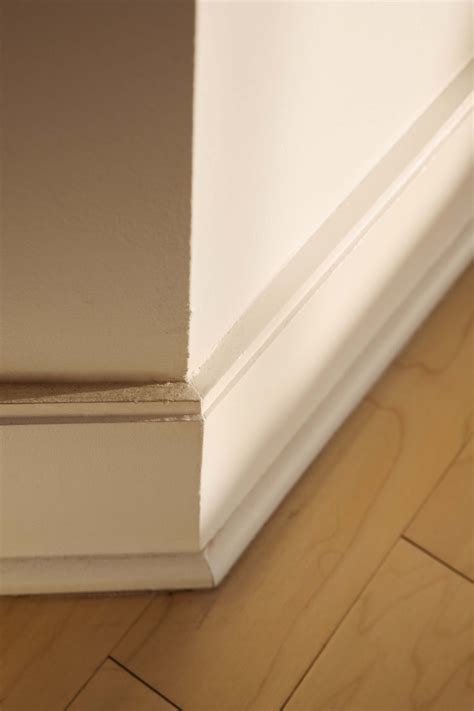 How to Determine Baseboard Joint Angles | eHow