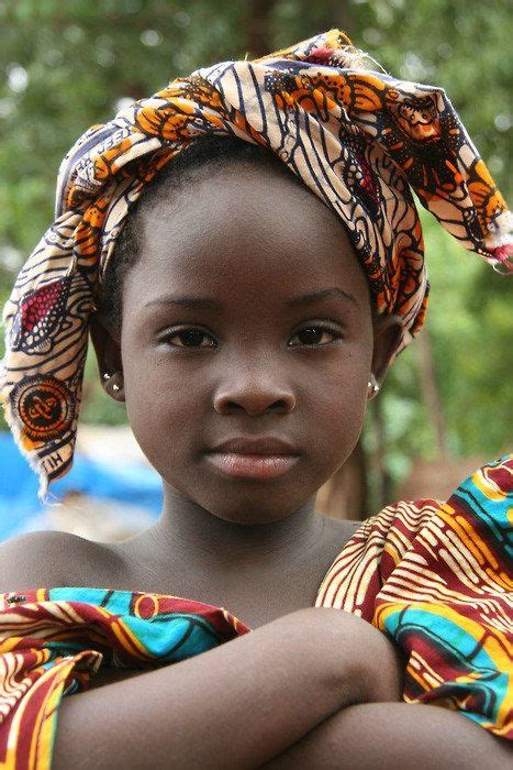 boîte Mansard - marysearts | Portrait enfant, Enfants africains, Visage ...