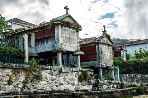 Rías Baixas: Guided Day Tour from Santiago with Boat Ride | GetYourGuide