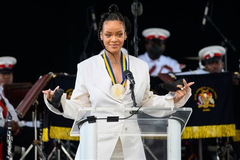 Rihanna shares update on new album as she promises R9 will be here ...