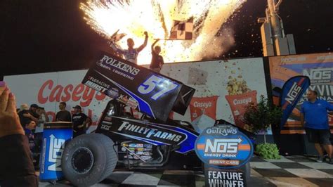 Kyle Larson wins Knoxville Nationals! - St. Louis Racing - STLRacing.com