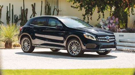 2020 Mercedes-Benz GLA-Class Review, Pricing, and Specs