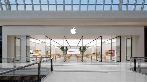 Australia’s second modernized Apple store opening in Robina on ...