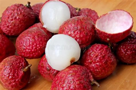 Lychee fruits stock image. Image of lychi, lychee, fruits - 5454077