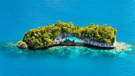 Top 8 Best Places To Visit In Pacific Islands | Travelholicq