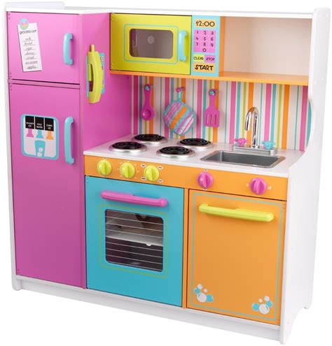 Top-10-Wooden-Kitchens-for-Kids-