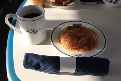 End Of An Era: The Amtrak Dining Car - Live and Let's Fly