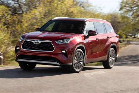 2021 Toyota Highlander Le Awd Suv