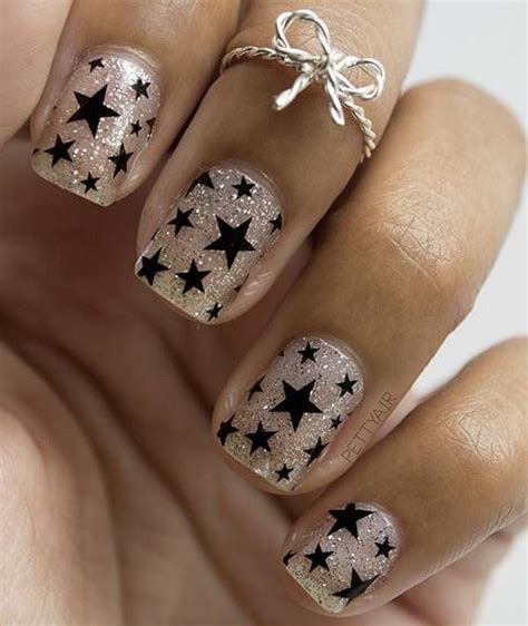 black stars #KidsNails (com imagens) | Unhas decoradas, Unhas bonitas ...