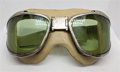 Scarce Early WWII USN MKII Pilot Goggles with Green Lenses: Flying ...