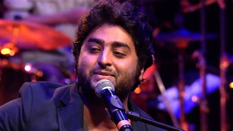 Arijit Singh Age, Wife, Children, Family, Biography & More » StarsUnfolded