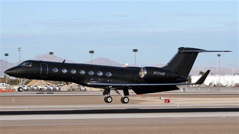 Black Gulfstream Jet