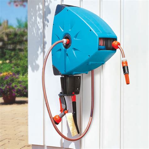 Gardena Wall-Mounted Automatic Retractable Hose Reel | The Green Head