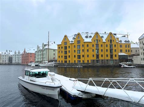 In Pictures: Ålesund in the Winter - Life in Norway