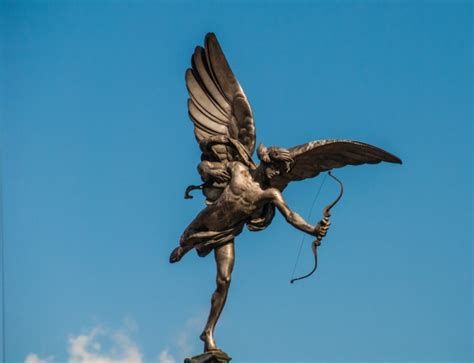 Eros Statue, Piccadilly Circus, London | History & Photos